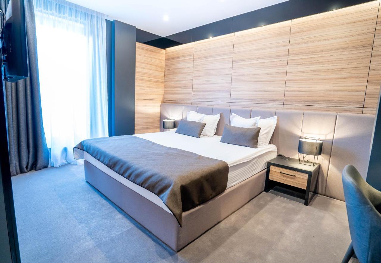 Hotel Del Corso 蒂米什瓦拉 外观 照片